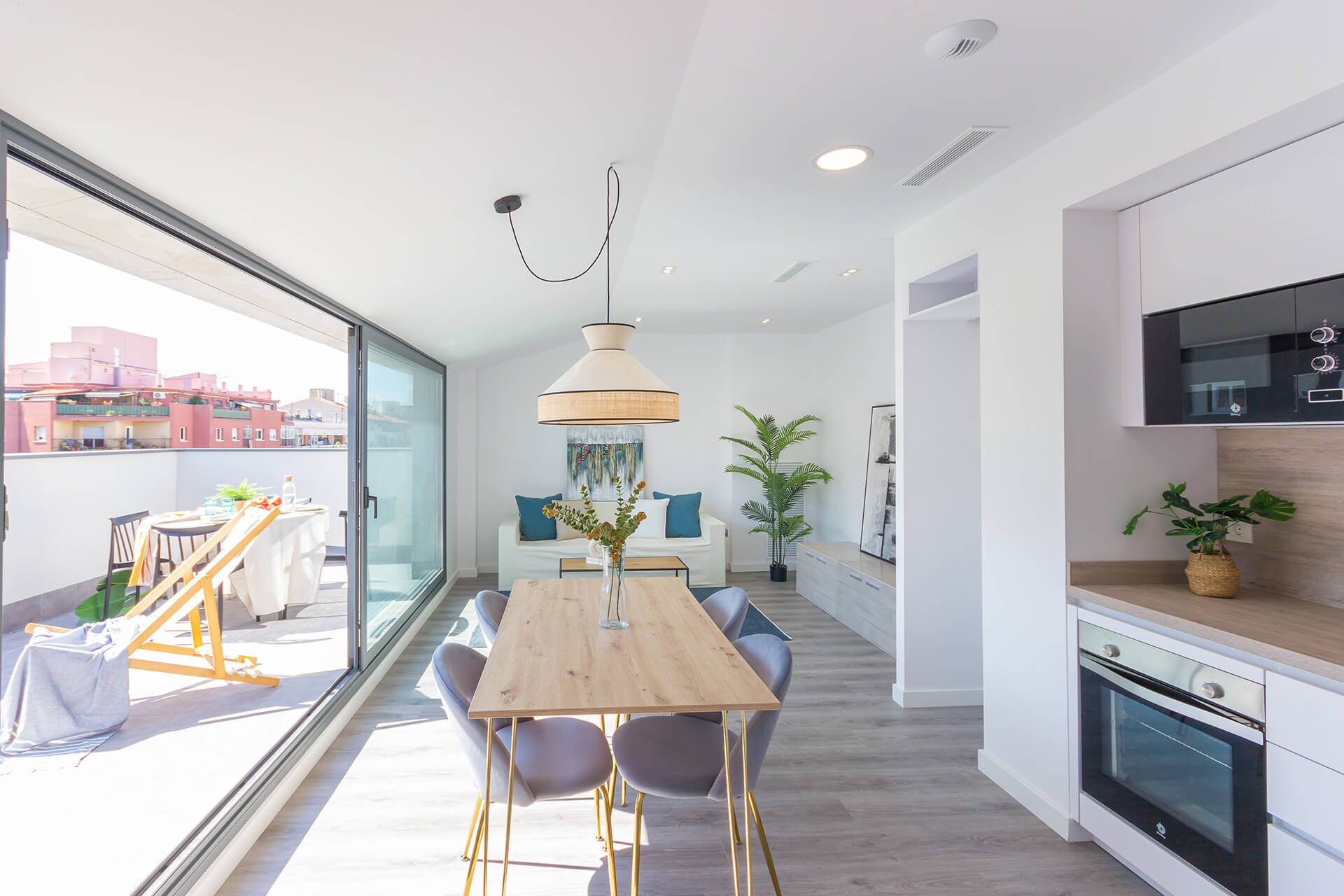 abat-marcet-292-terraza-salon-comedor-cocina-armat-habitat